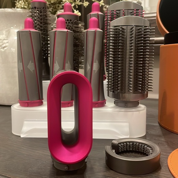 Dyson Airwrap Complete Styler - Orange - Picture 10 of 10